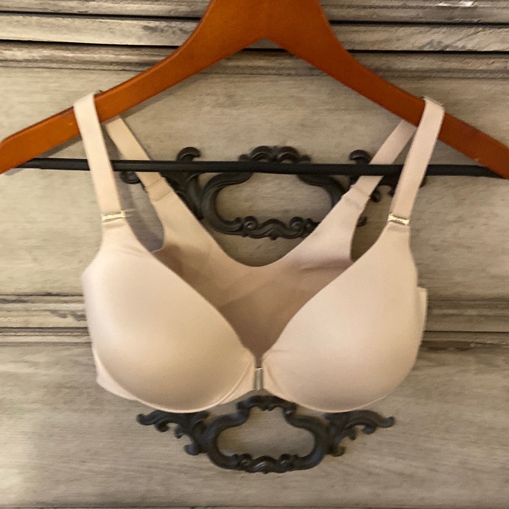 Nude racerback Soma Bra 34 D